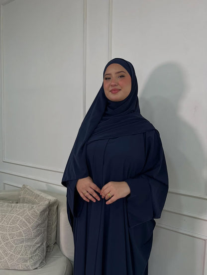 عباءة مريم